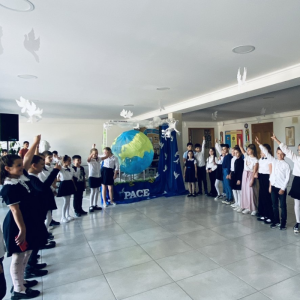 Să fie PACE în lume!